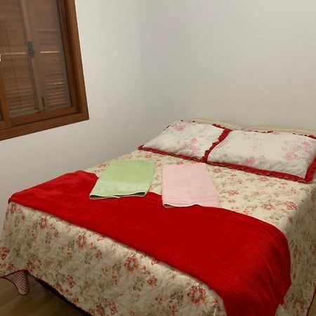 Residencial Henkes Apartment Канела Екстериор снимка