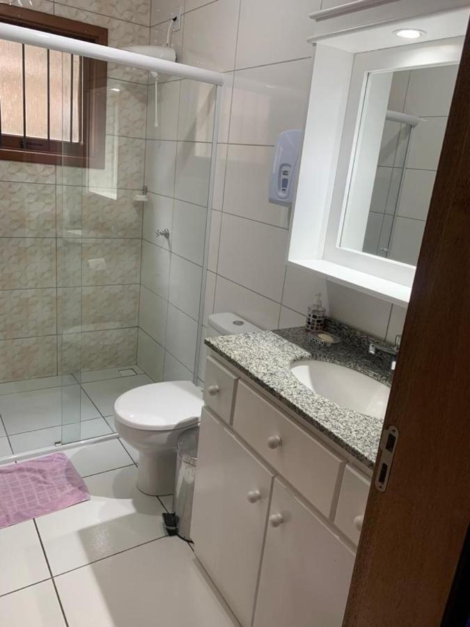 Residencial Henkes Apartment Канела Екстериор снимка